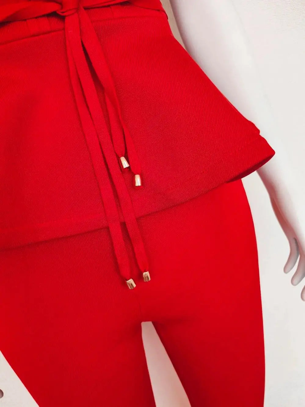 Ruffled Sashes Bodycon Set with Ankle-Length Pants VestiVogue