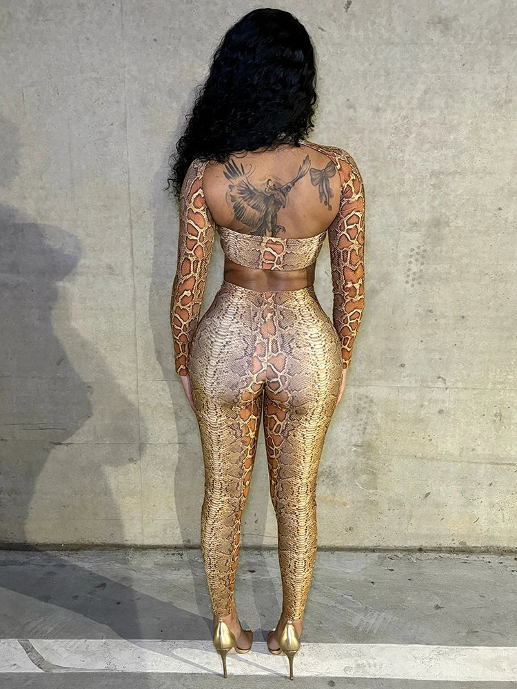 Backless Snake Print Crop Top & Leggings Set VestiVogue