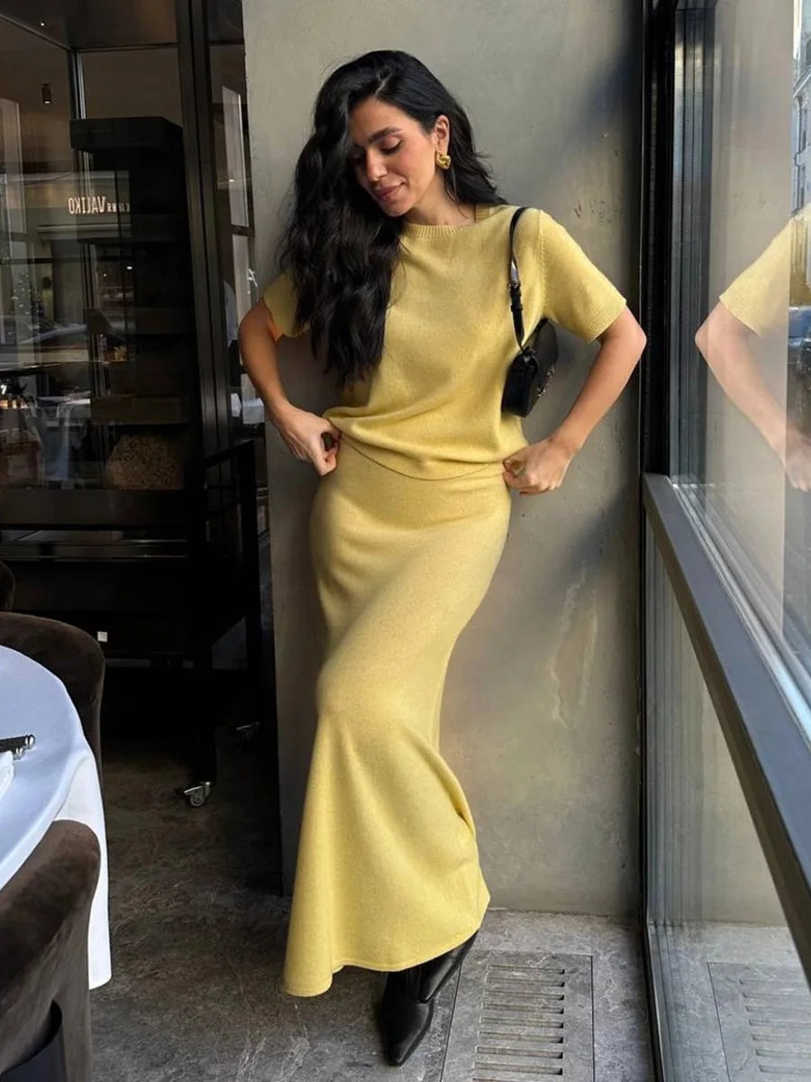 Knitted Maxi Skirt Set with Short Sleeve Sweater VestiVogue