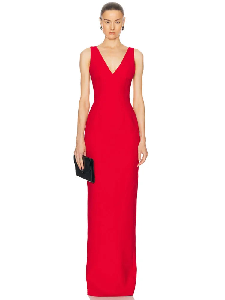 Elegant Backless Red Maxi Dress with V-Neck and Spaghetti Straps VestiVogue Red M