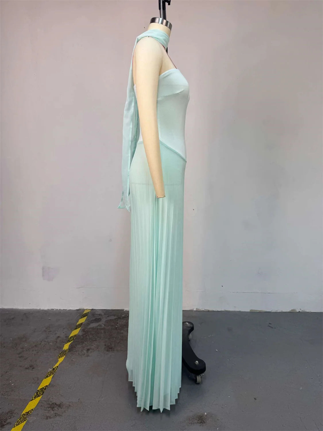 Backless Mesh Patchwork Bodycon Dress with Silk Scarf VestiVogue