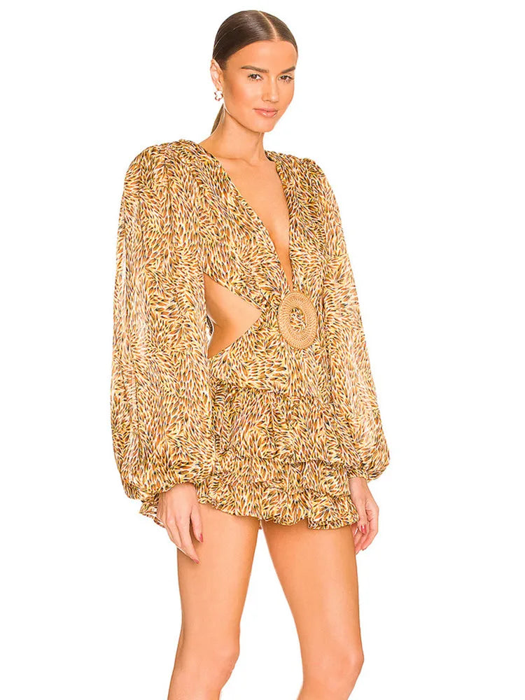 Elegant Floral Pleated Mini Bodycon Dress with Long Sleeves VestiVogue