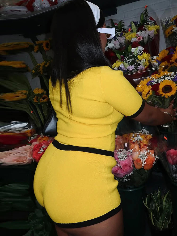 Sporty Casual 2-Piece Tracksuit Set with Polo Crop Top and Button Shorts VestiVogue