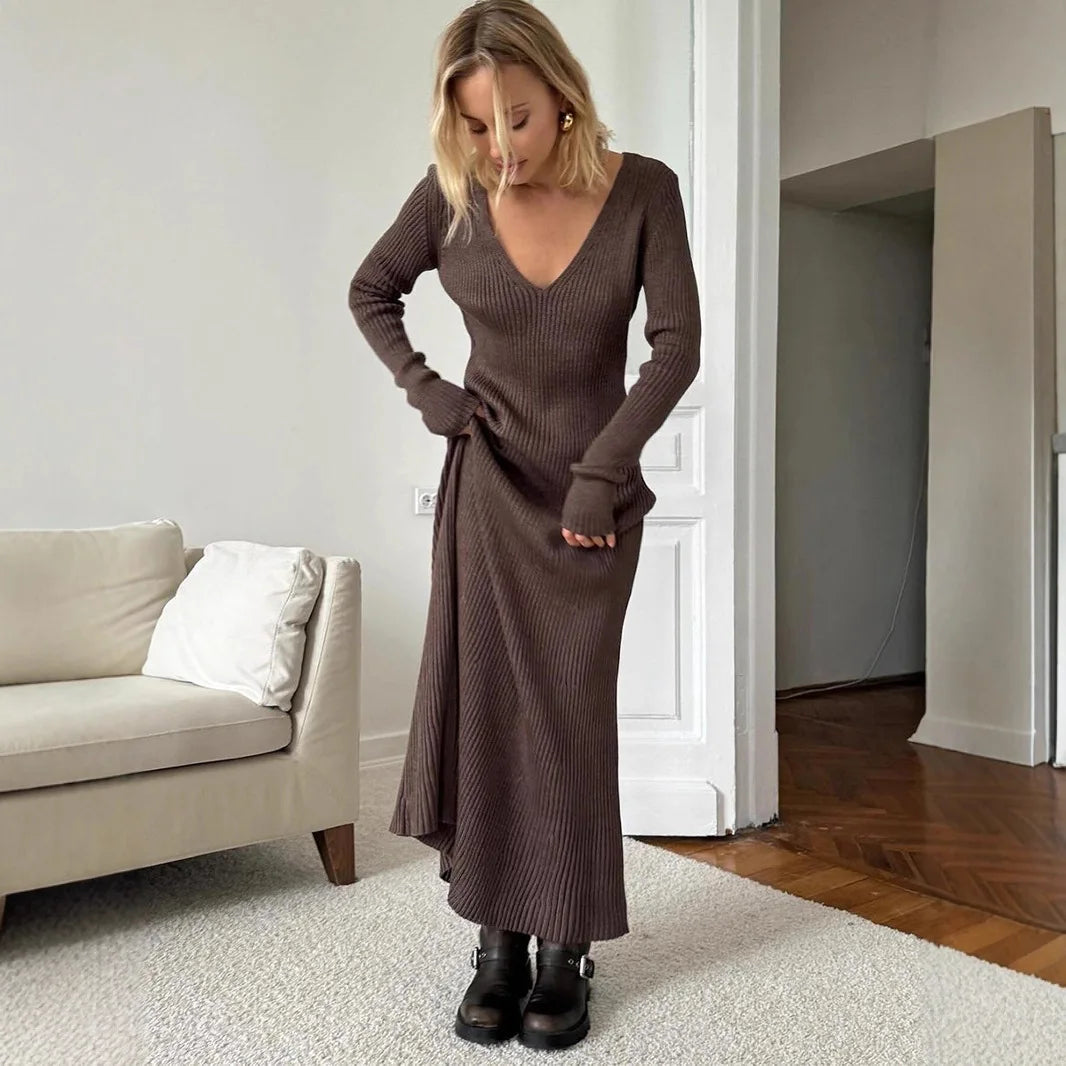 Elegant Long Sleeve V-Neck Knitted Maxi Dress VestiVogue