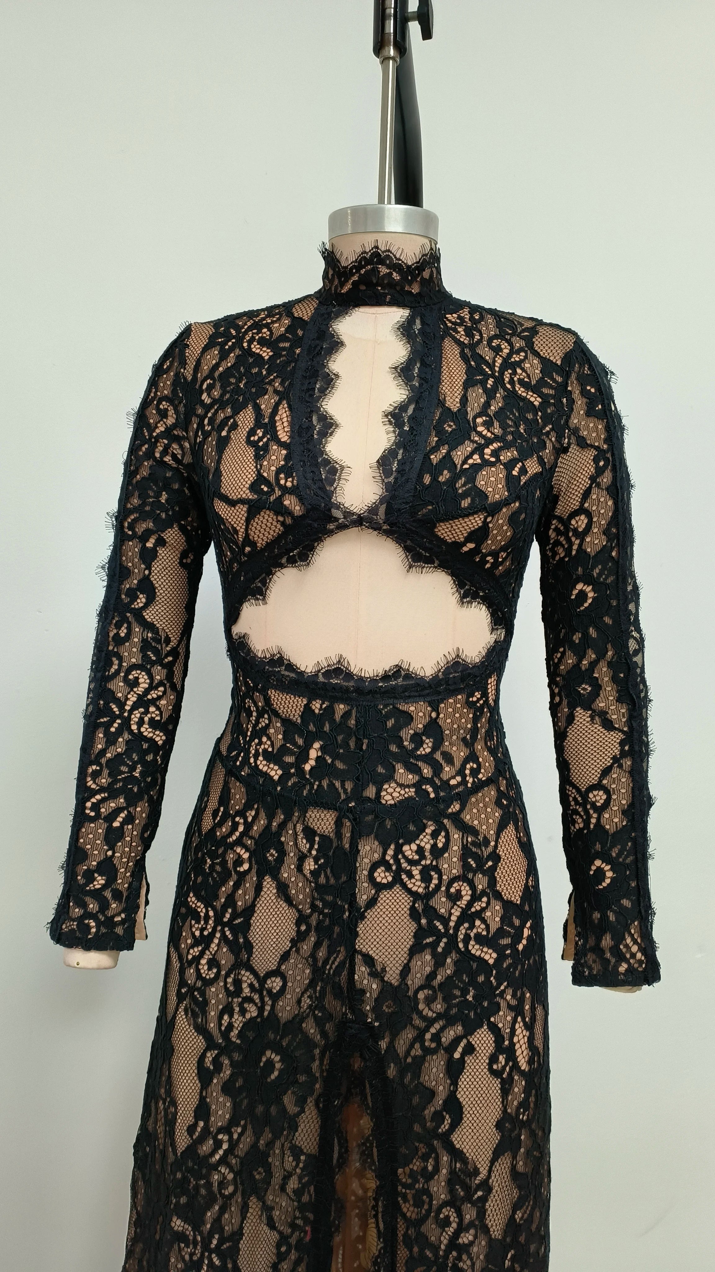 Backless Lace High Split Maxi Dress VestiVogue