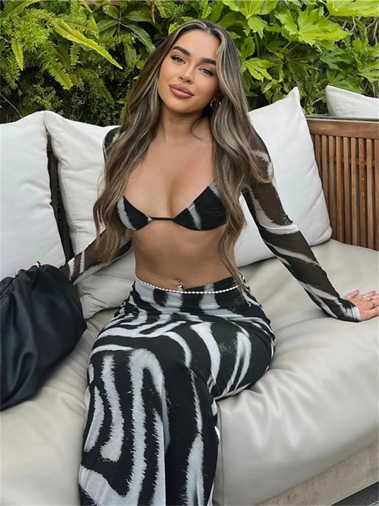 Elegant Print Two-Piece Set with Slim Crop Top and High-Waisted Skirt VestiVogue