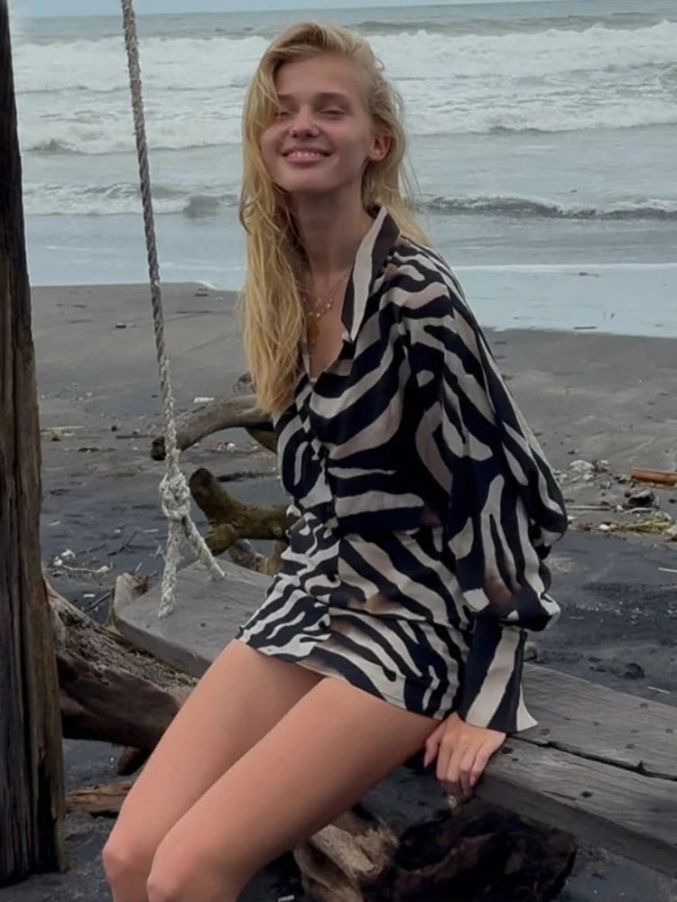 Stripe Patchwork Bodycon Dress with Deep V-Neck and Full Sleeves VestiVogue