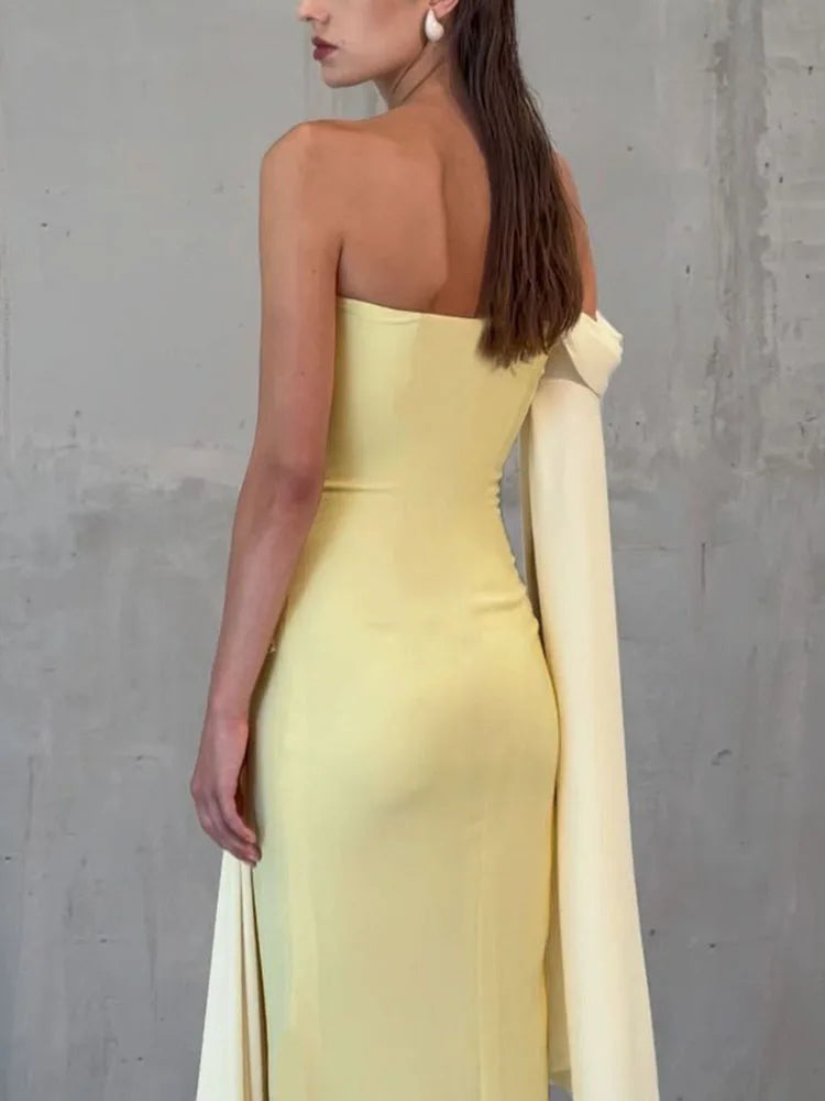 Colour-Block One-Shoulder Bell Sleeve Dress VestiVogue