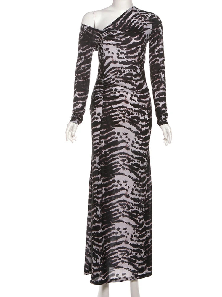 Diagonal Collar Stripe Print Sheath Dress with Full Sleeves VestiVogue