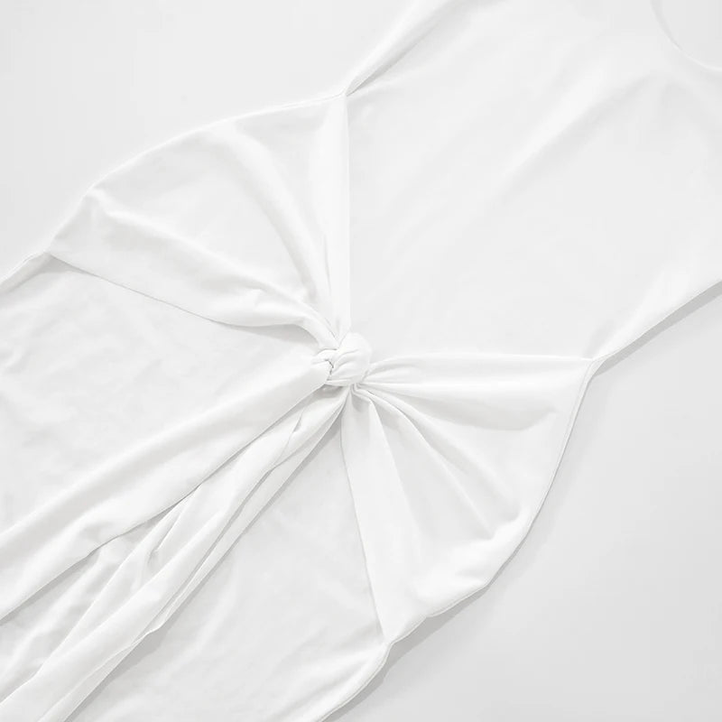 Elegant Backless Sleeveless Floor-Length Pleated Dress VestiVogue