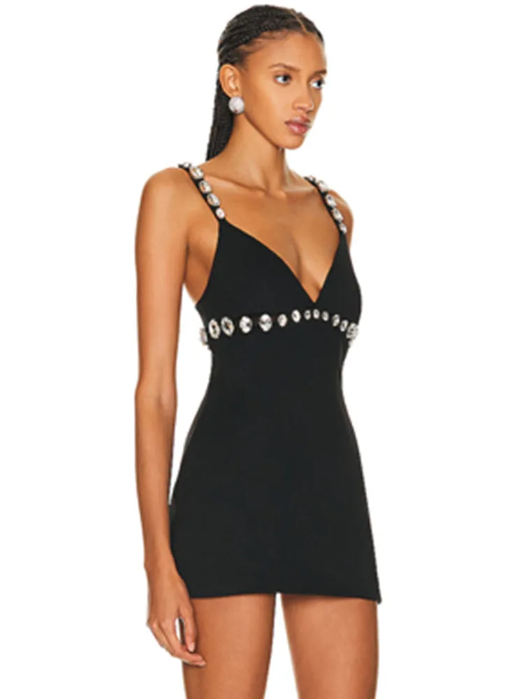 Diamond V-Neck Bodycon Mini Dress - Black VestiVogue  