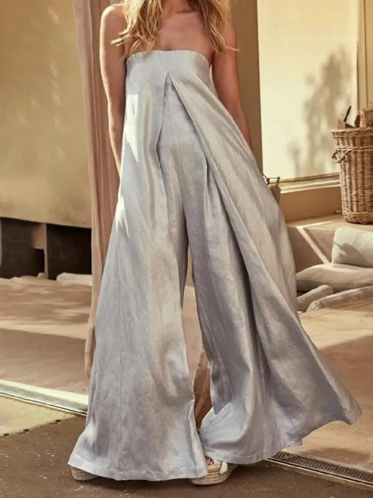 Elegantly Strapless Wide-Leg Jumpsuit in Solid Colour VestiVogue