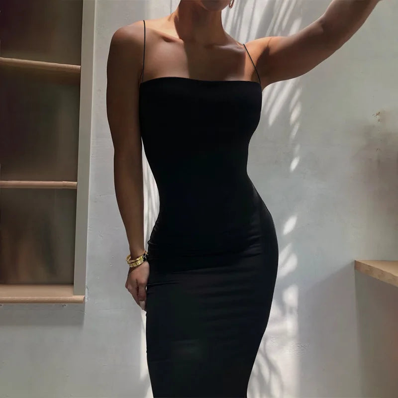 Elegant Black Sleeveless Bodycon Dress with Spaghetti Straps VestiVogue