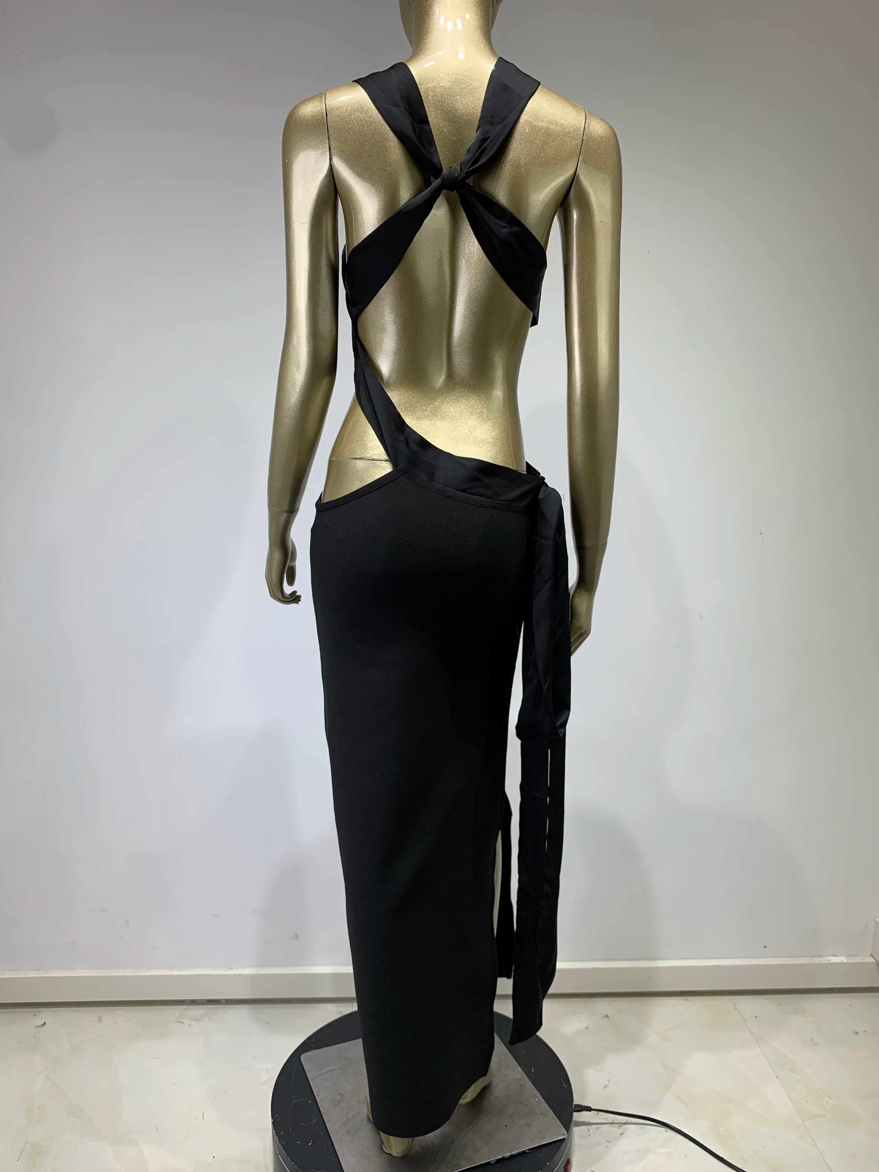 Black Halter Cut Out Bodycon Dress VestiVogue