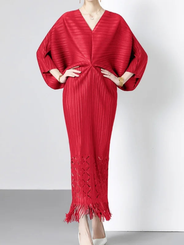V-neck Batwing Sleeve Fringe Evening Dress in Solid Colour VestiVogue Red One Size