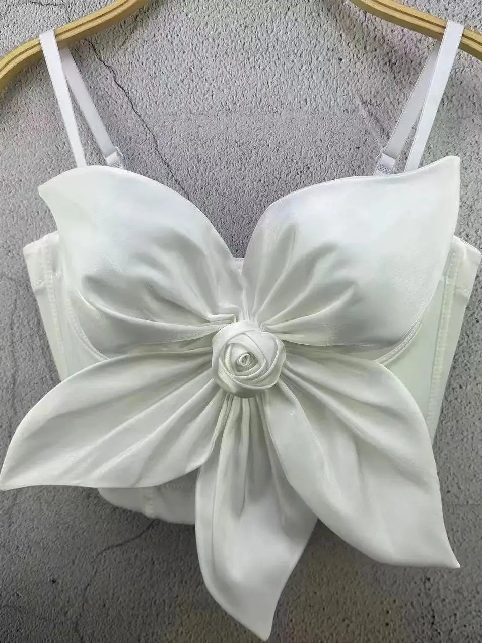 Sexy Retro Flower Camisole Top VestiVogue WHITE L