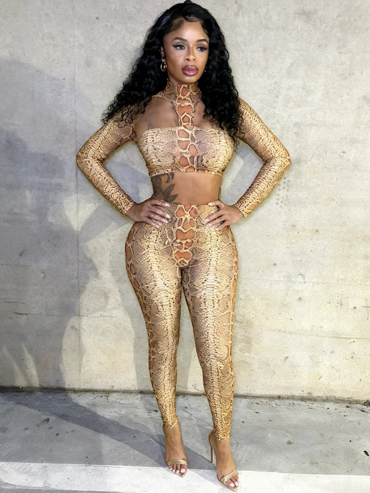 Backless Snake Print Crop Top & Leggings Set VestiVogue
