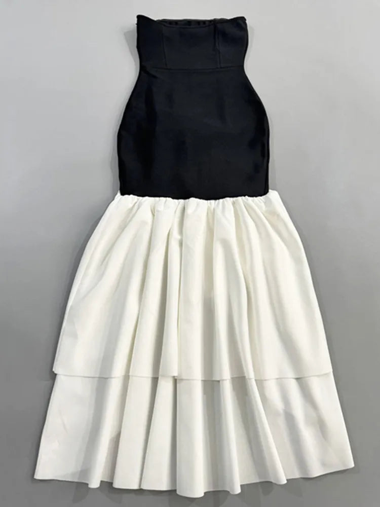 Elegant Strapless A-Line Maxi Dress with Ruched Detail VestiVogue