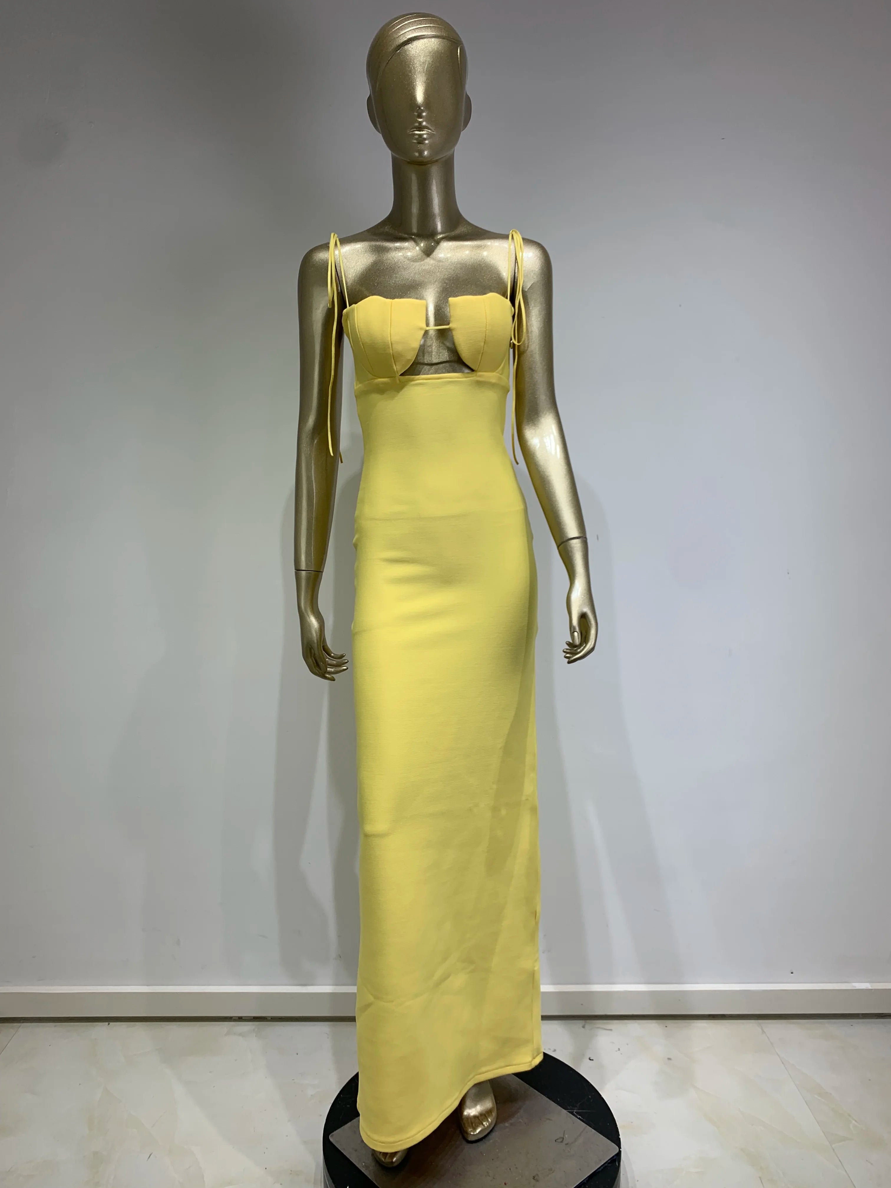 Swtao Elegant Yellow and Black Sleeveless Maxi Dress VestiVogue  