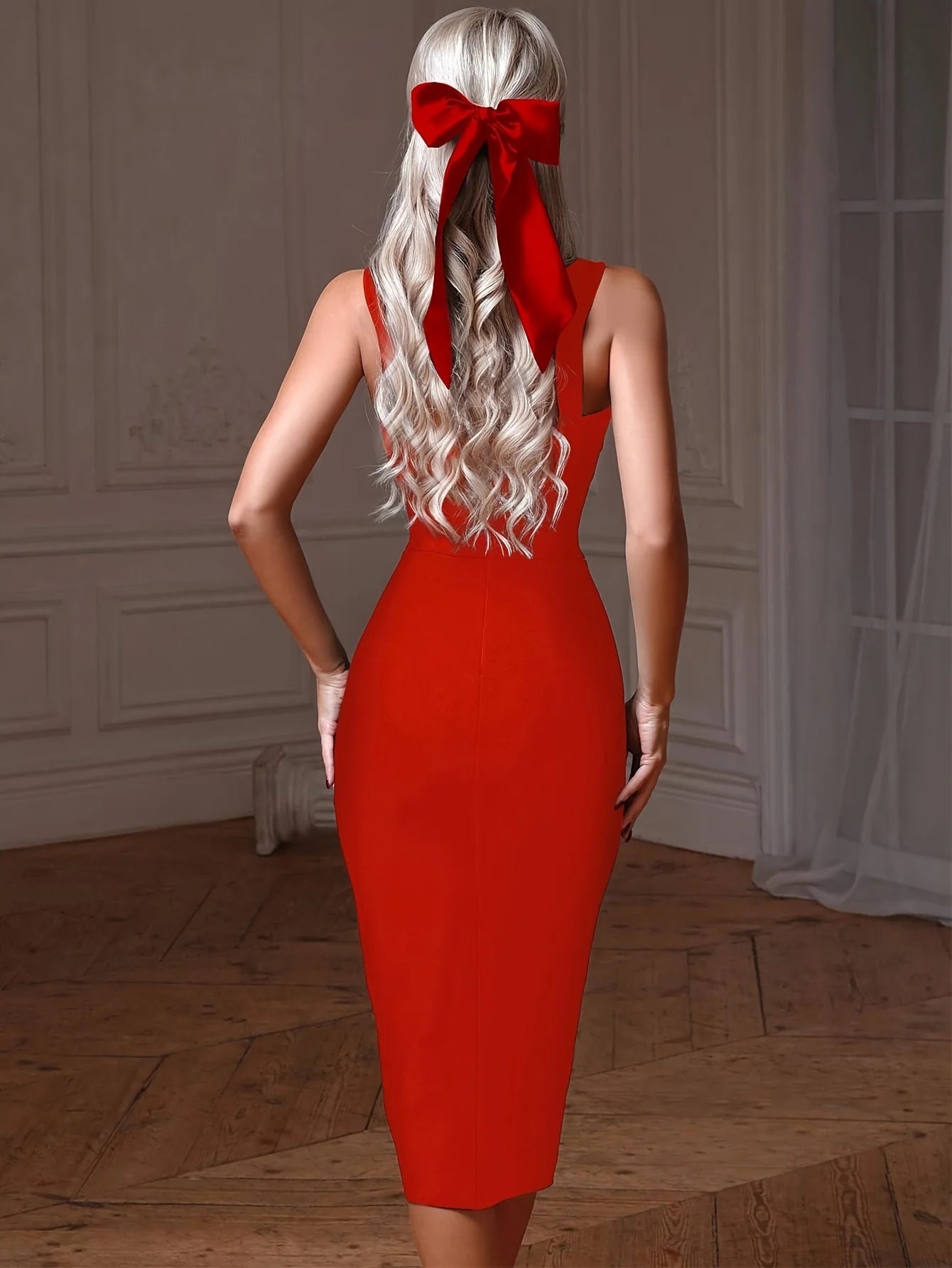 Red Midi V-Neck Bodycon Dress with Spaghetti Straps VestiVogue