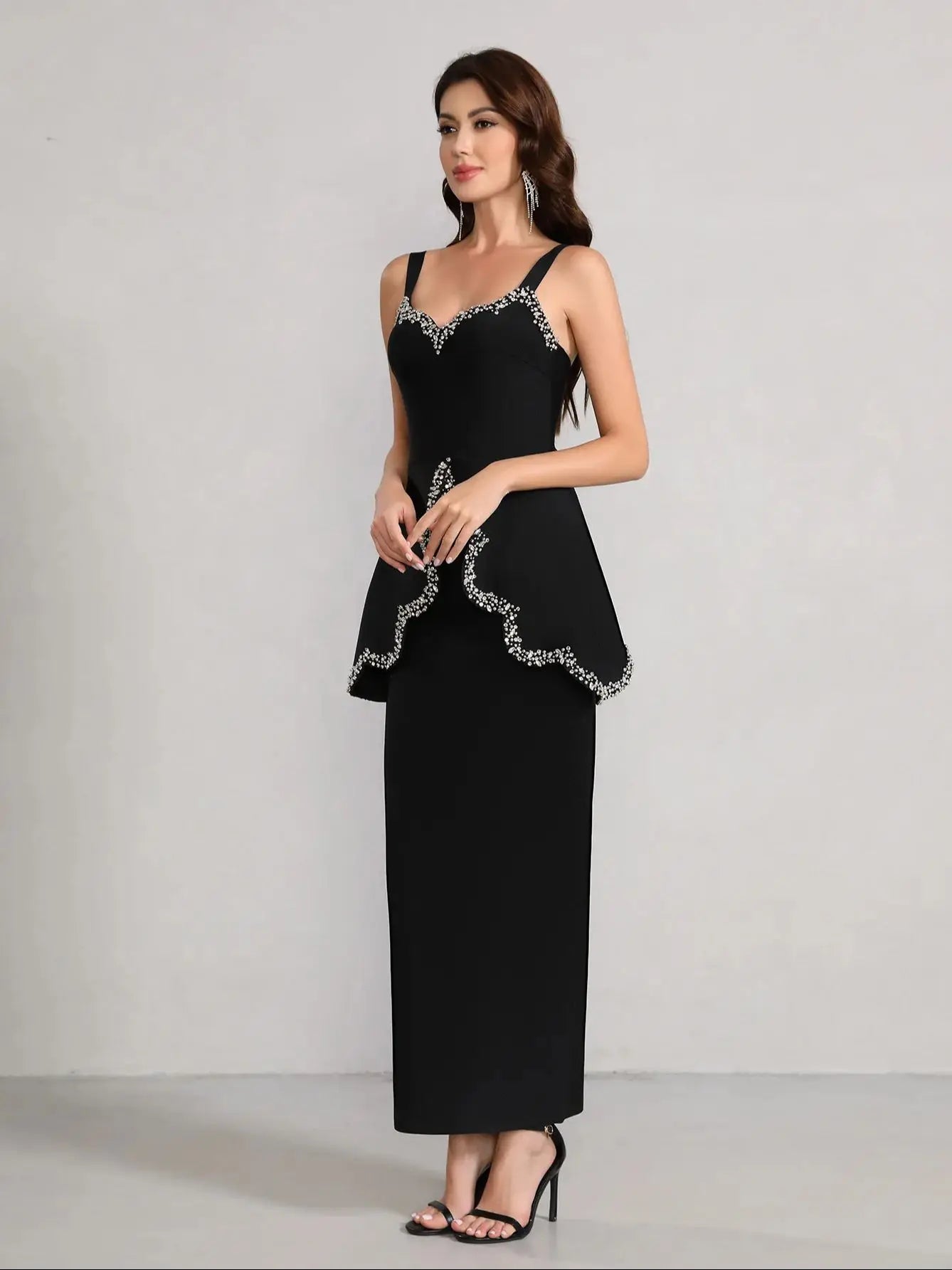 Elegant V Neck Beaded Black Bodycon Maxi Dress VestiVogue