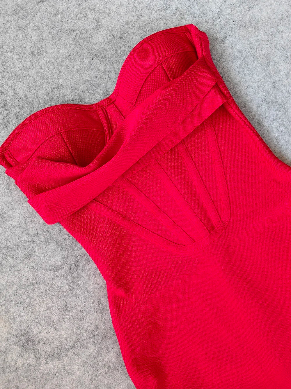 Sexy Red Strapless Bandage Dress VestiVogue