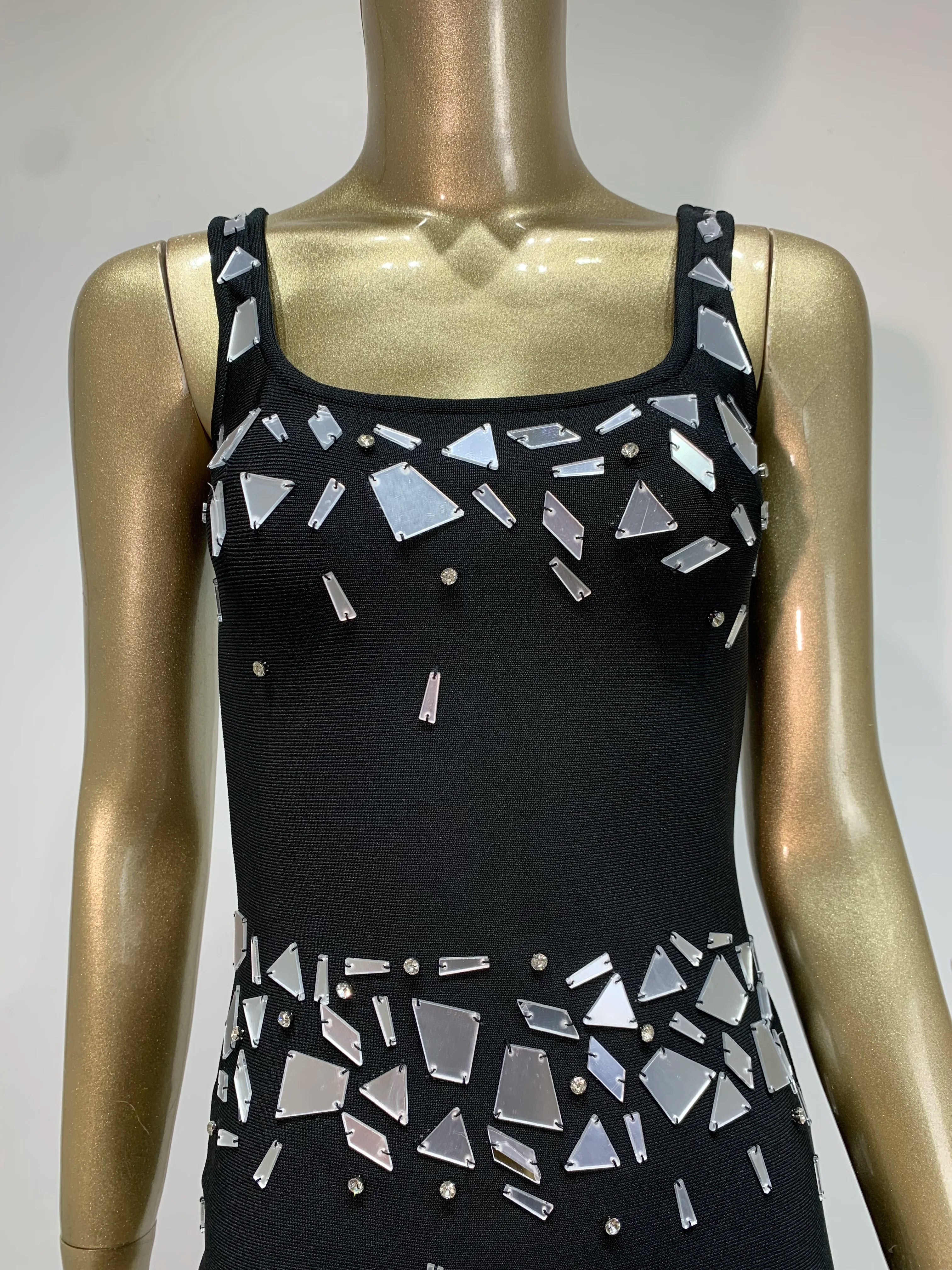 Elegant Black Bodycon Bandage Dress with Beaded Detail VestiVogue