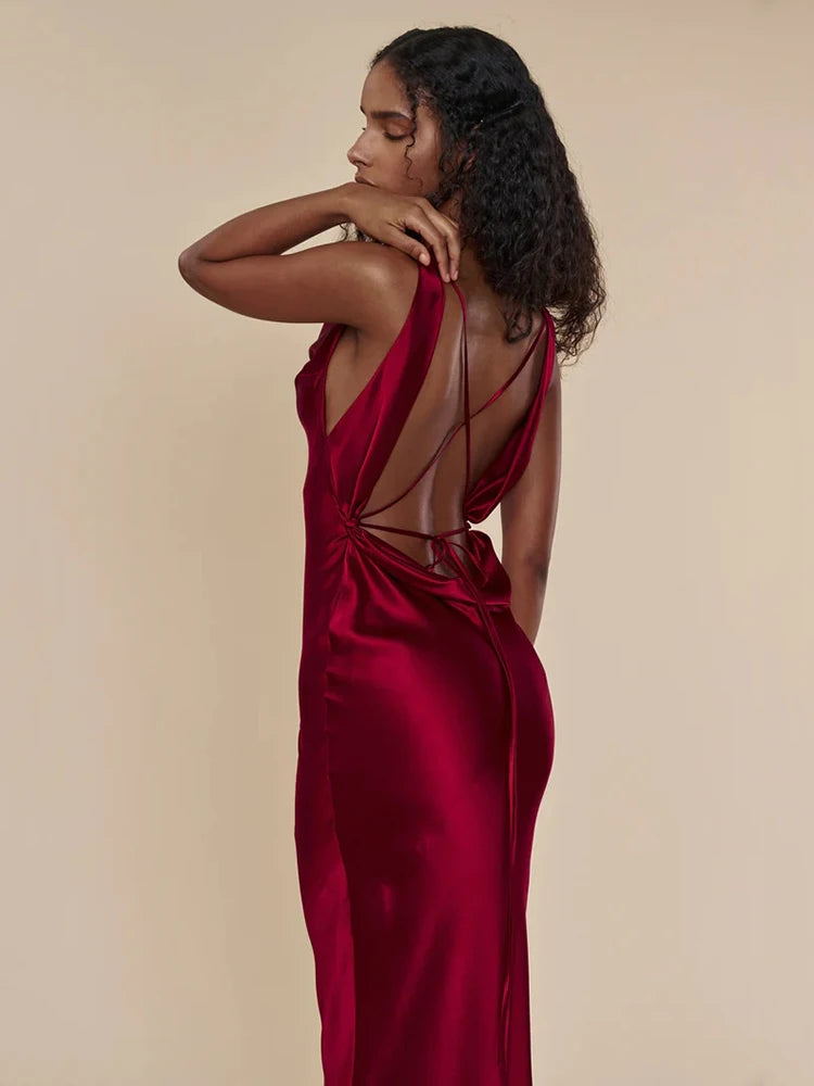 Backless Lace Up Bodycon Maxi Dress VestiVogue  