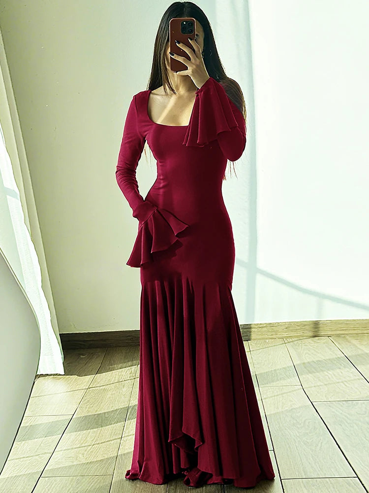 Ruched Elegant Long Dress with Square Collar and Flared Sleeves VestiVogue Red M