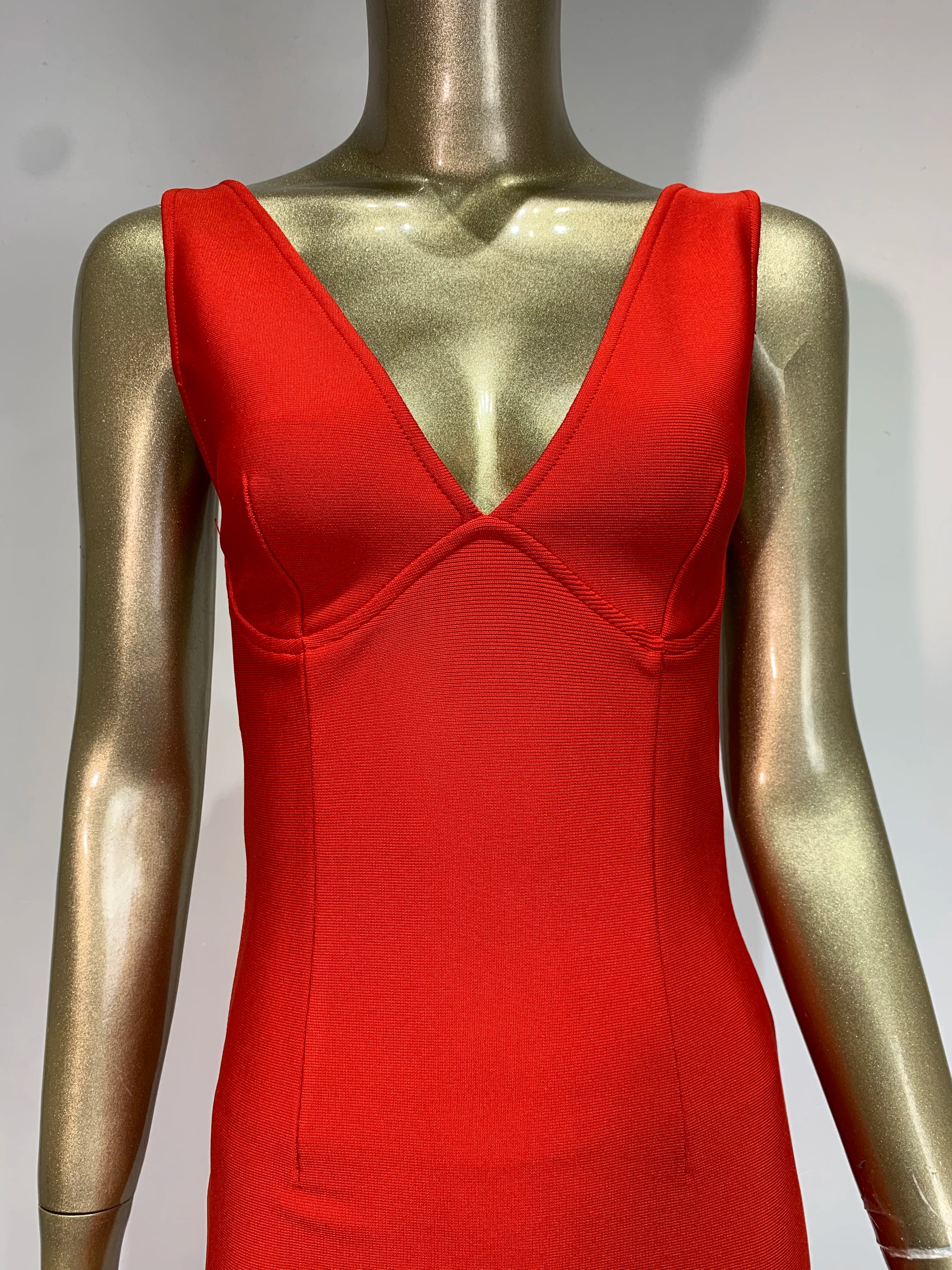 Elegant Backless Red Maxi Dress with V-Neck and Spaghetti Straps VestiVogue
