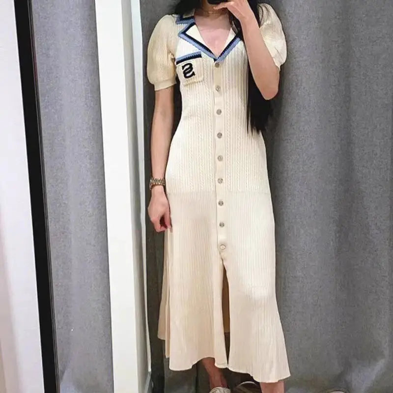 Elegant Embroidered Maxi Dress with Turn-down Collar VestiVogue