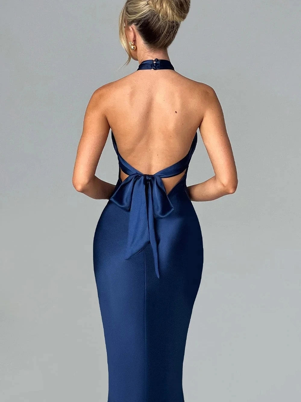 Elegant Backless Satin Maxi Dress for Women VestiVogue Navy Blue L