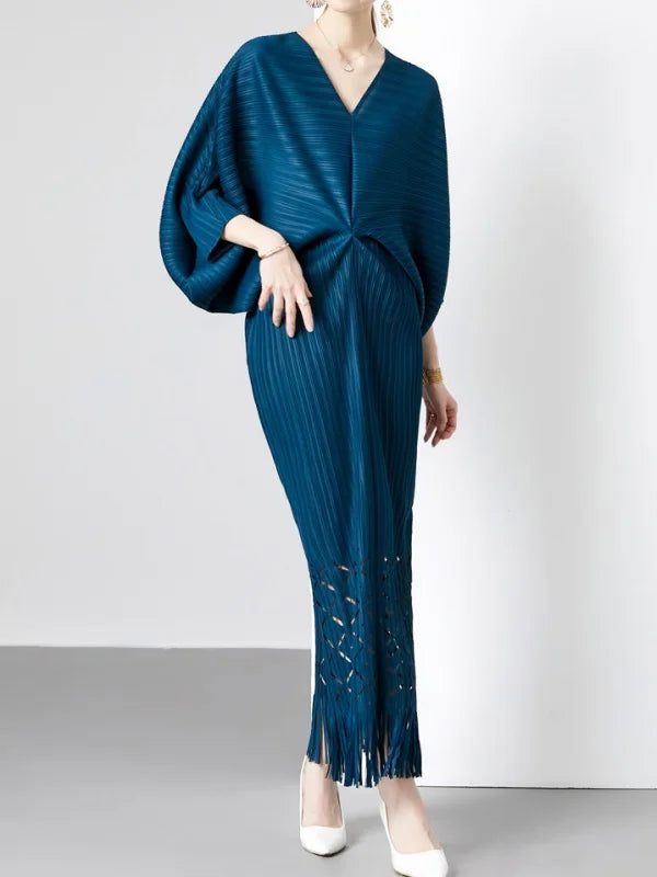 V-neck Batwing Sleeve Fringe Evening Dress in Solid Colour VestiVogue DEEP BLUE One Size